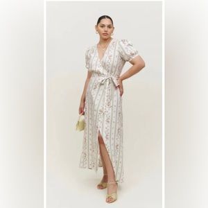 REFORMATION NWT Weiss dress retired design. Medium